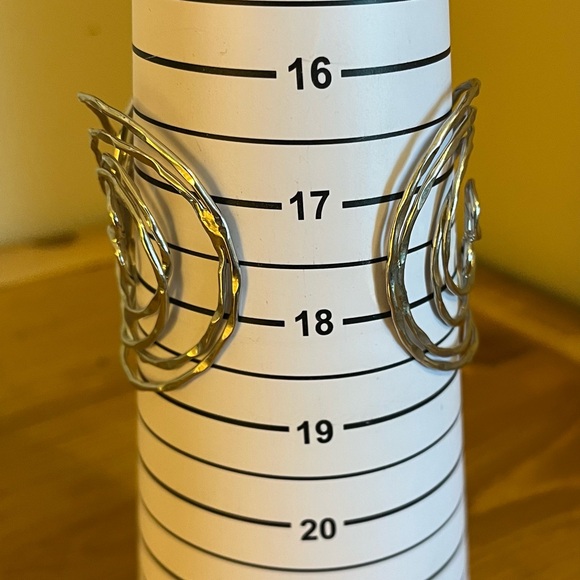 Silver tone hammered swirl statement cuff with open back 7” - Picture 7 of 8